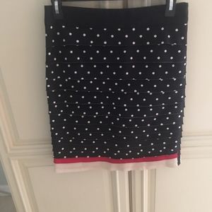 Perfect for 🤍🤍 day -blk house black market